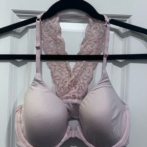 Victoria's Secret Light Pink Lace Bra